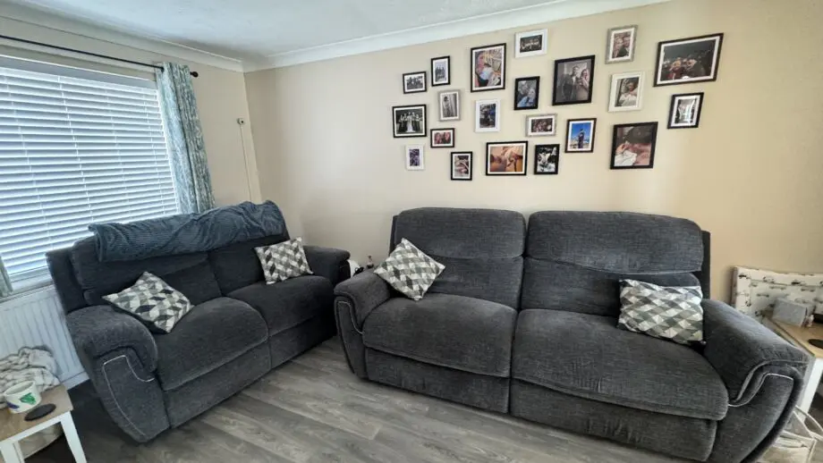 4 seat recliner sofa with two seater