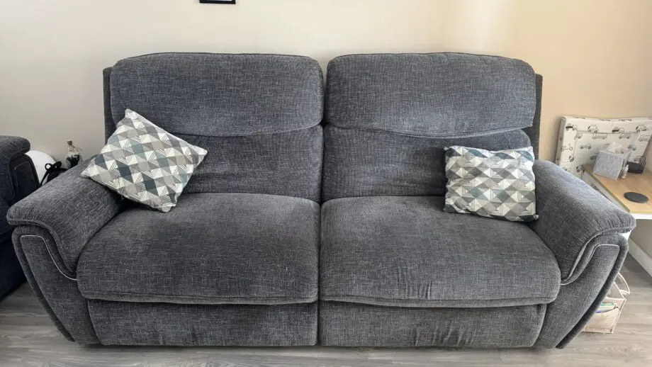 4 seat recliner sofa with two seater