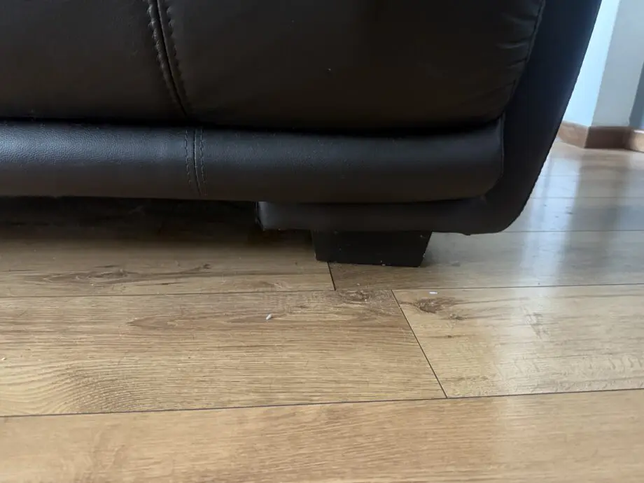Dark brown 3 seater settee
