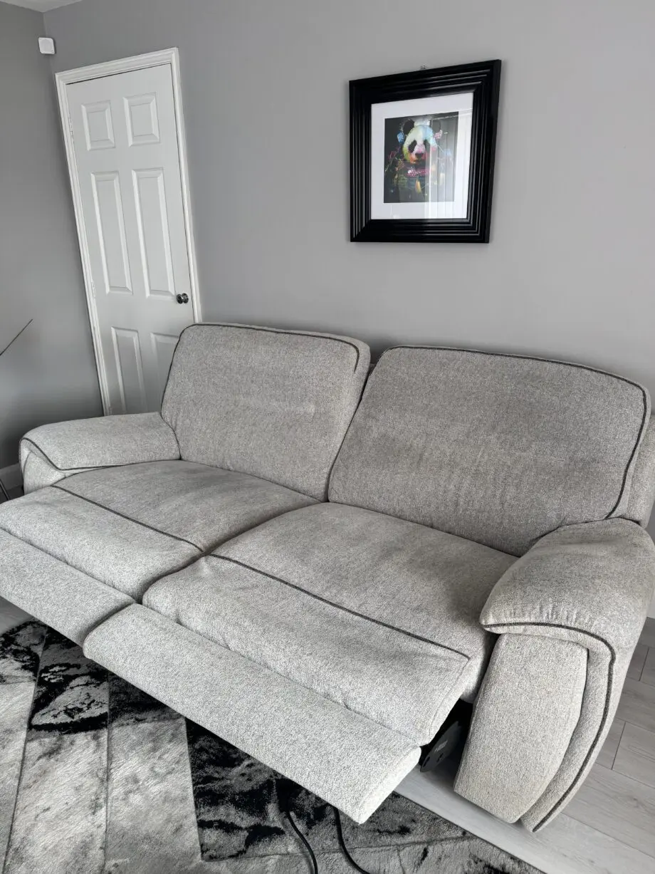 DFS Recliner Sofa Set