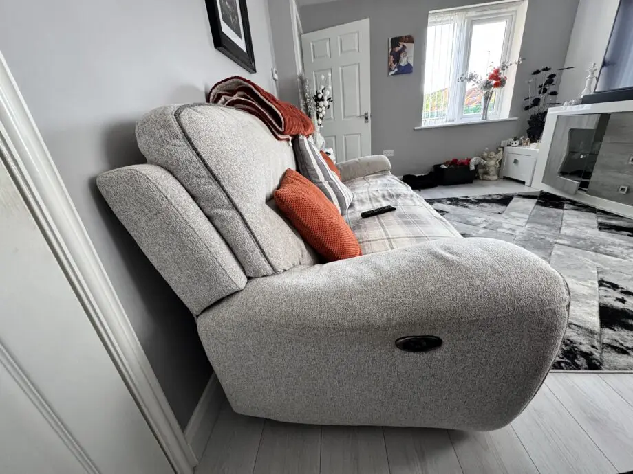 DFS Recliner Sofa Set
