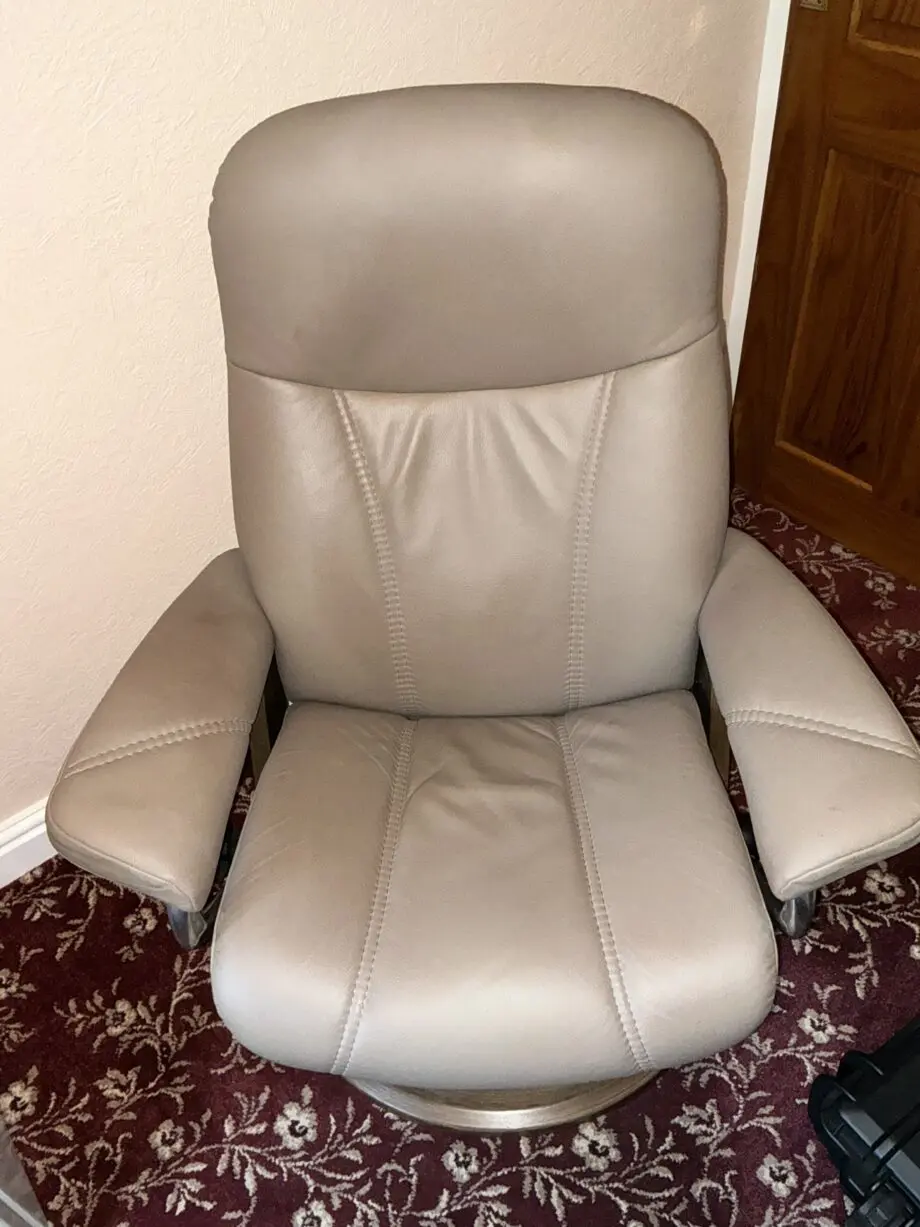 Stressless Recliner and Stool
