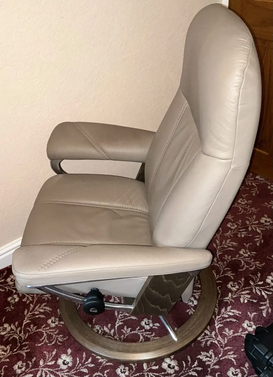 Stressless Recliner and Stool