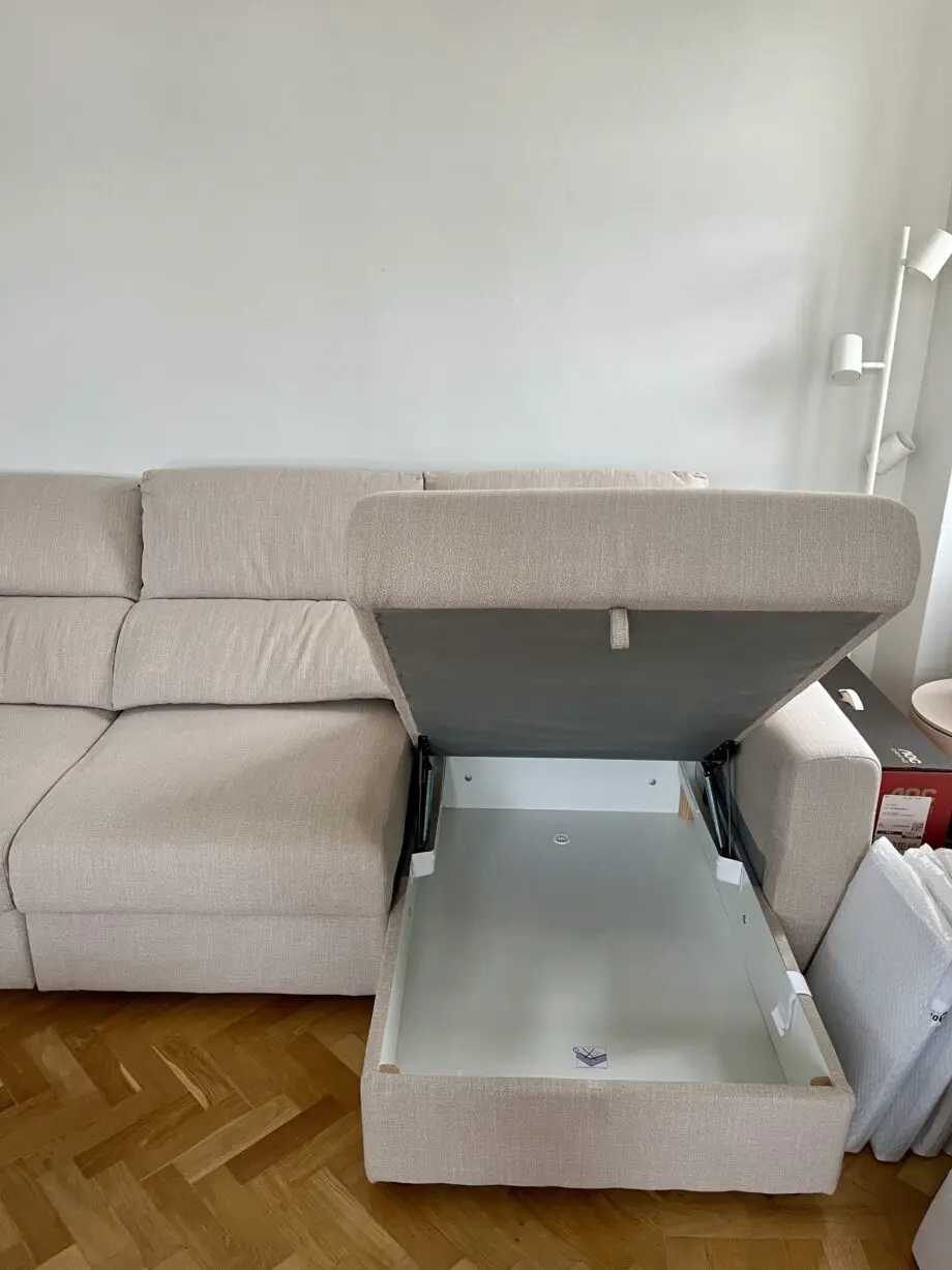 Chaise lounge sofa