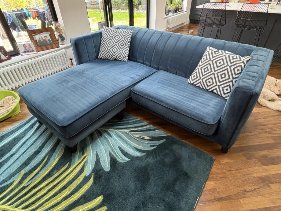 Right handed 3 seater velvet chaise l