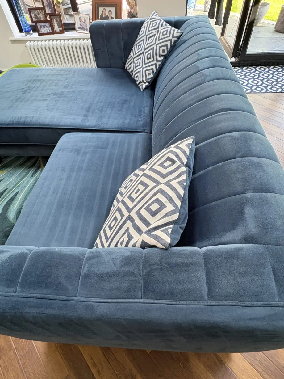 Right handed 3 seater velvet chaise l