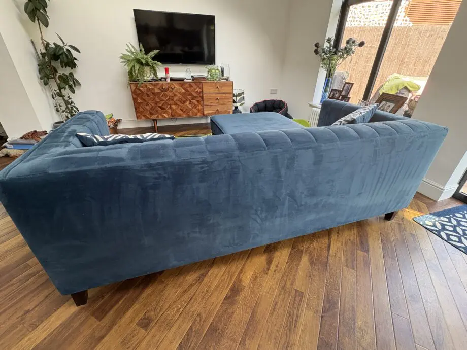 Right handed 3 seater velvet chaise l