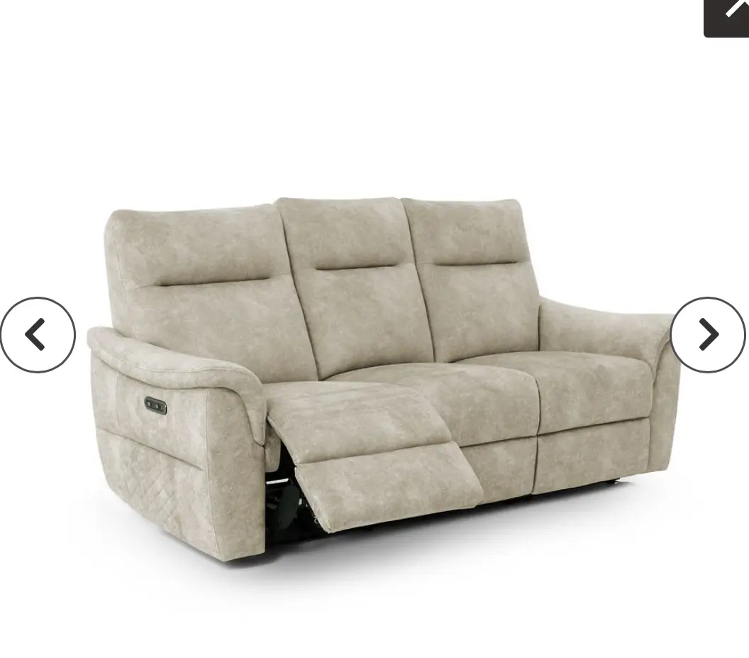 Like new Recliner Oak Furnitureland 3 seater sofa with USB and USBC