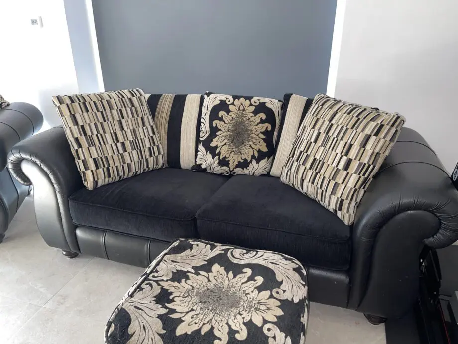 Sofa Club Thomas Lloyd Black Part Leather/fabric 4 piece suite