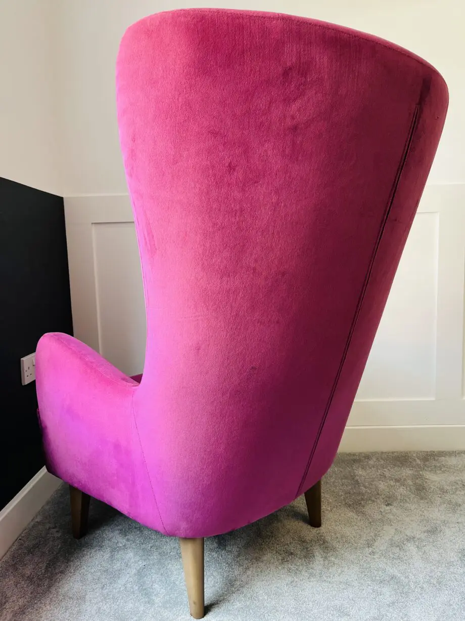 Armchair (Hire Back Velvet Occasional throne Chair)