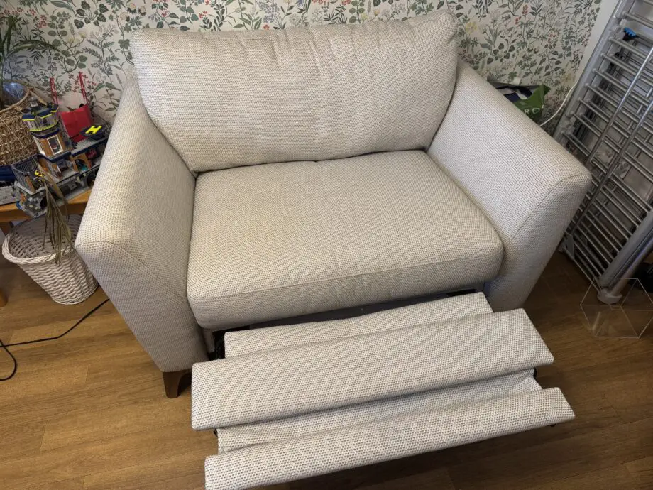 DFS Libby Grey Cuddler with Electric Footrest