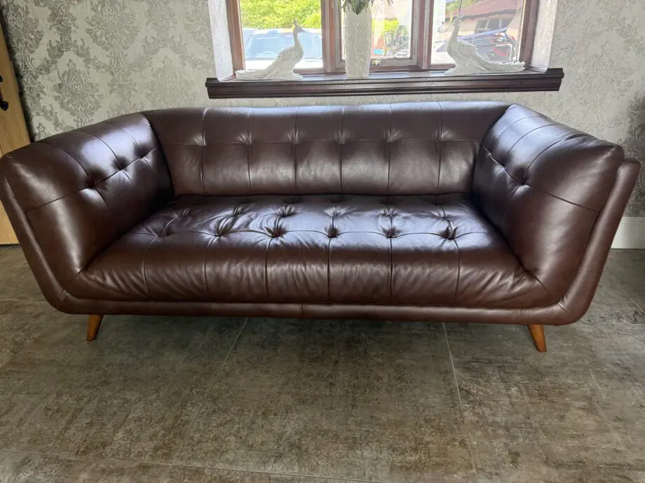 Cousins Furniture Store Linium 2 & 3 seater leather Sofas