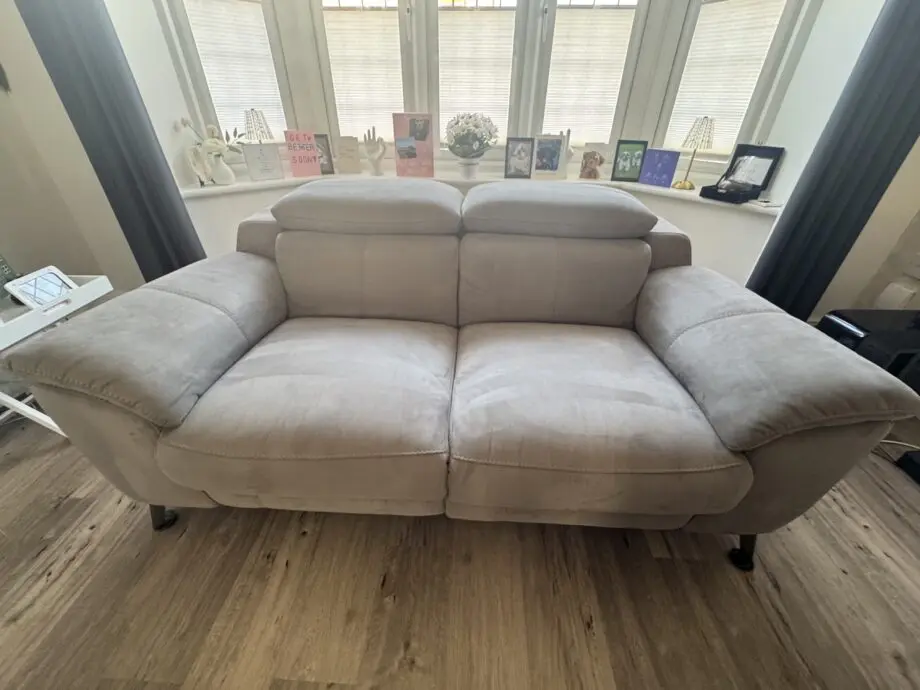 2 x Sofology electric reclining settees