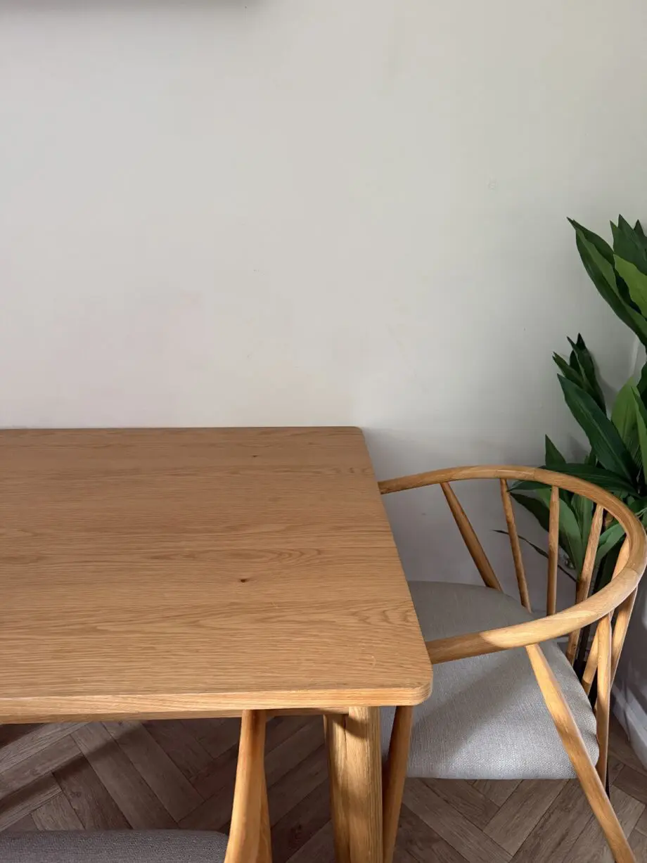 Dfs dining table and chairs