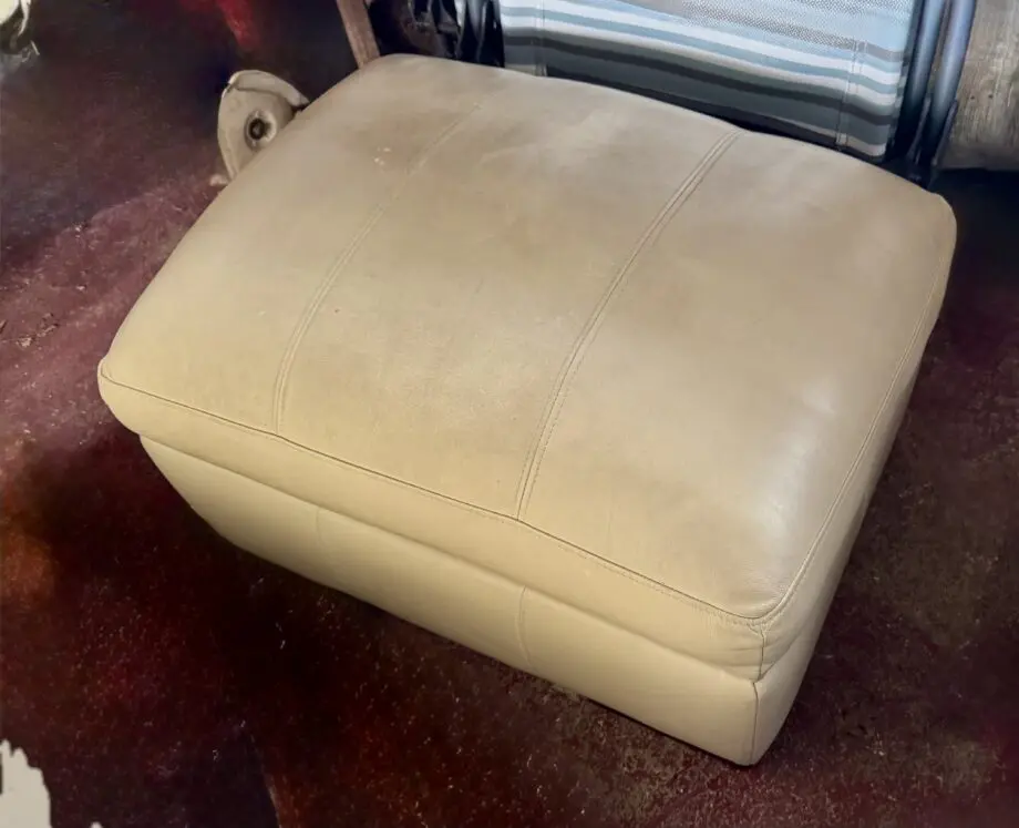 Beige Leather Lounge Suite