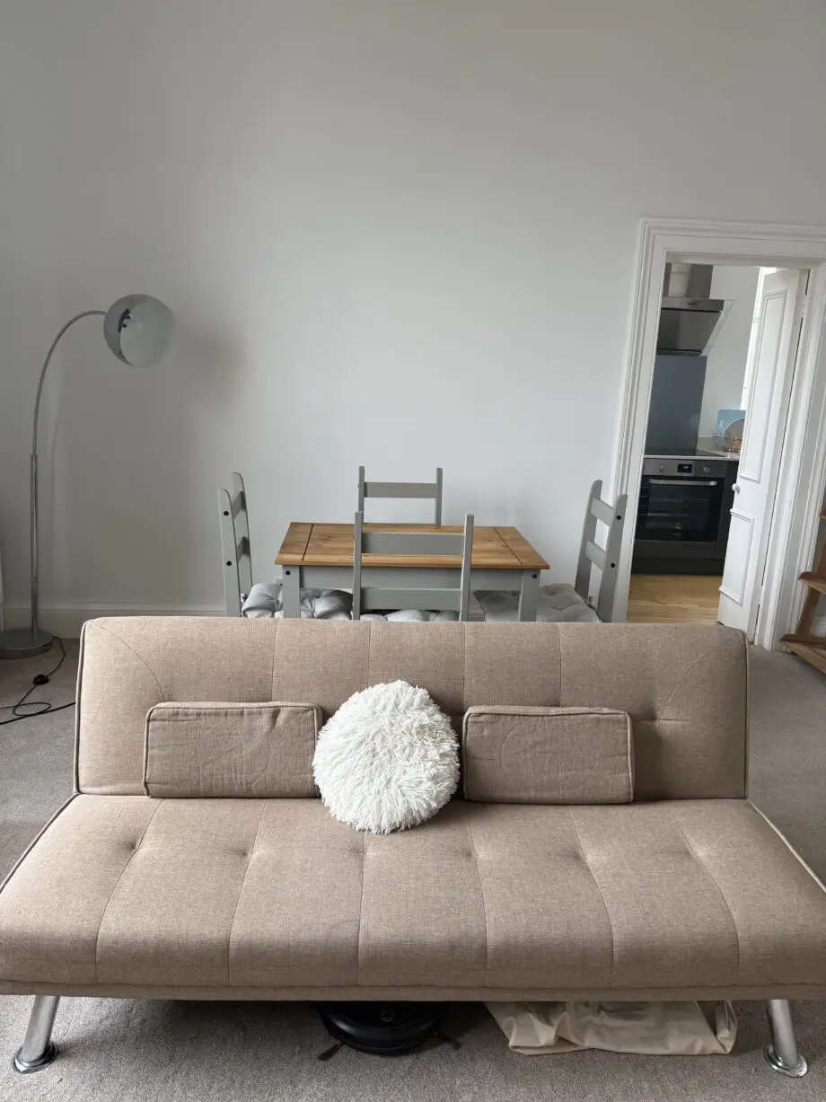 Beautiful 3-Seater Sofa Bed