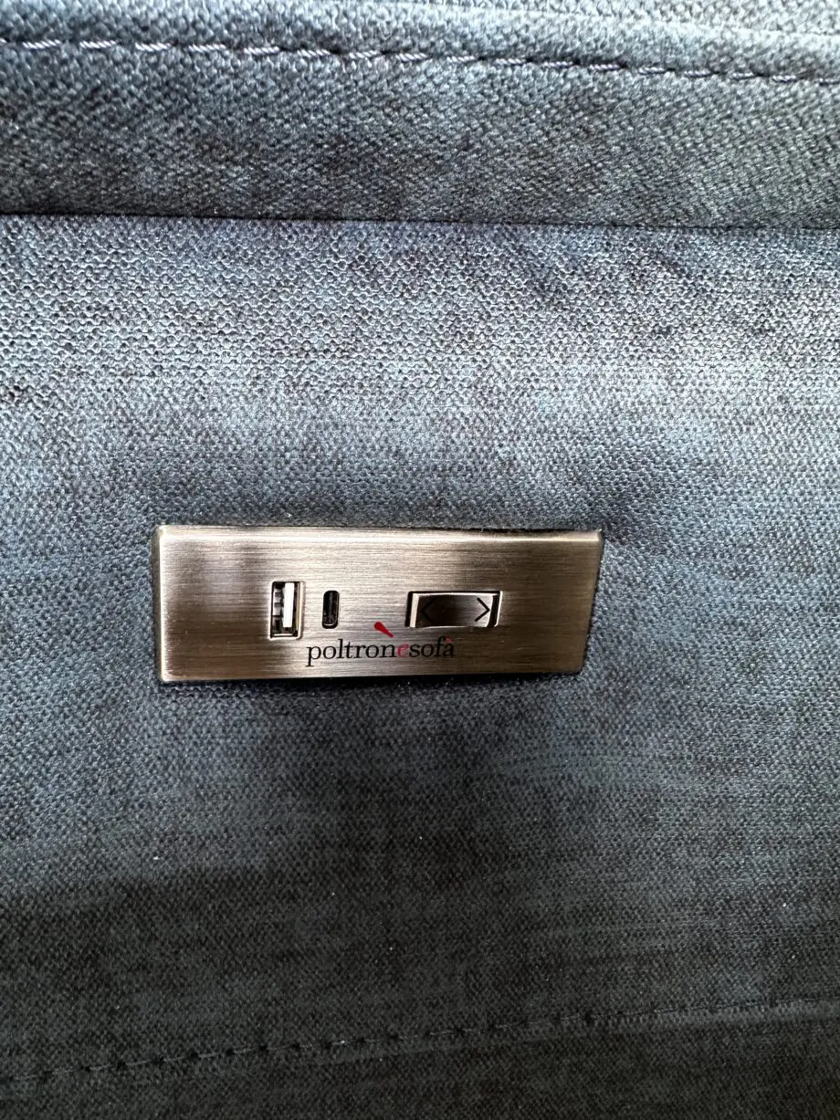 Electric power recliner - Italian Poltronesofa Power Recliner with USB Ports