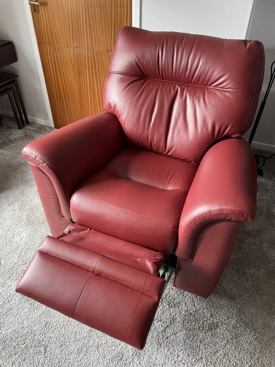 Parker Knoll Hudson 2 seater leather sofa and powered recliner in Como Red
