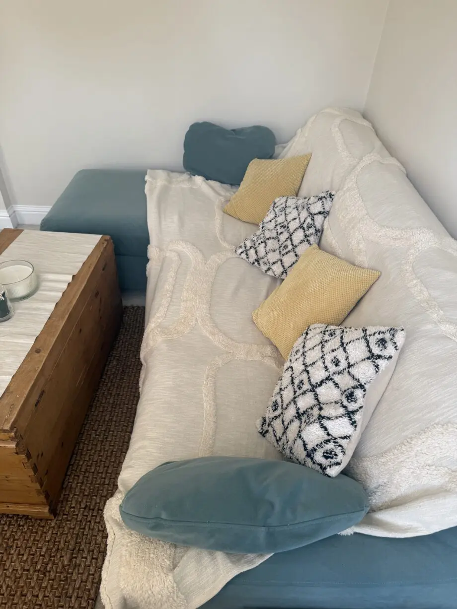 IKEA Blue / Green Chaise L-Shaped Sofa
