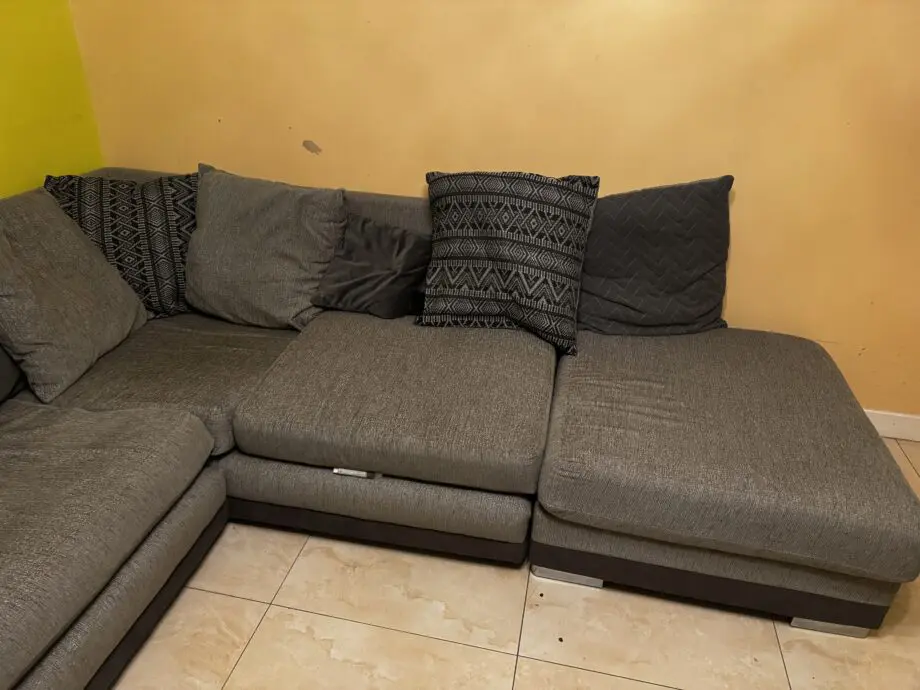 Corner sofa