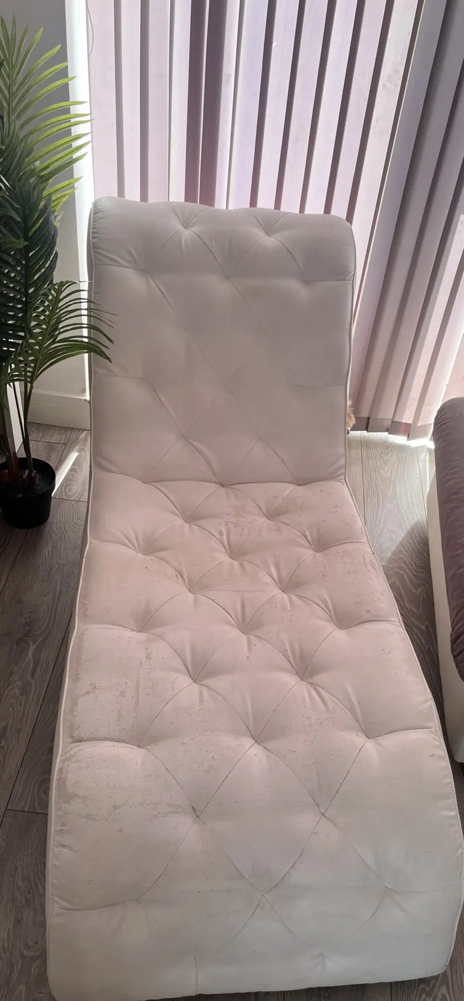 Vintage white leather chesterfield chaise lounge