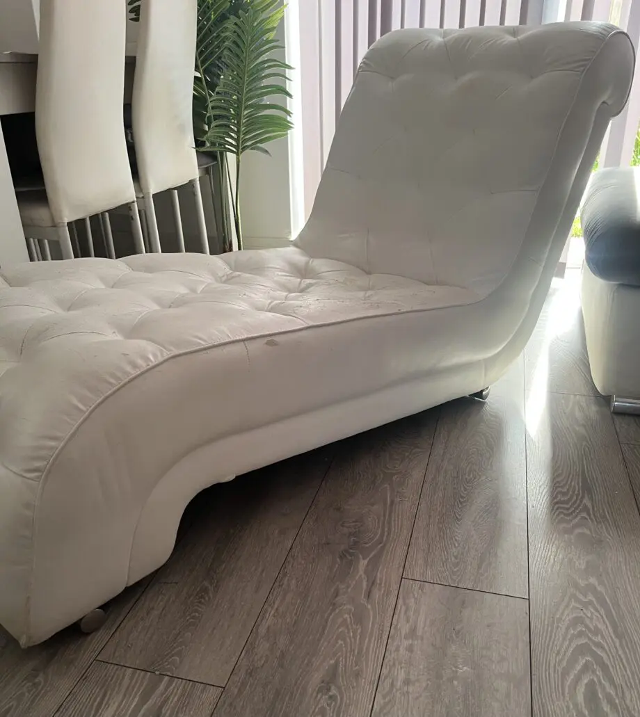 Vintage white leather chesterfield chaise lounge