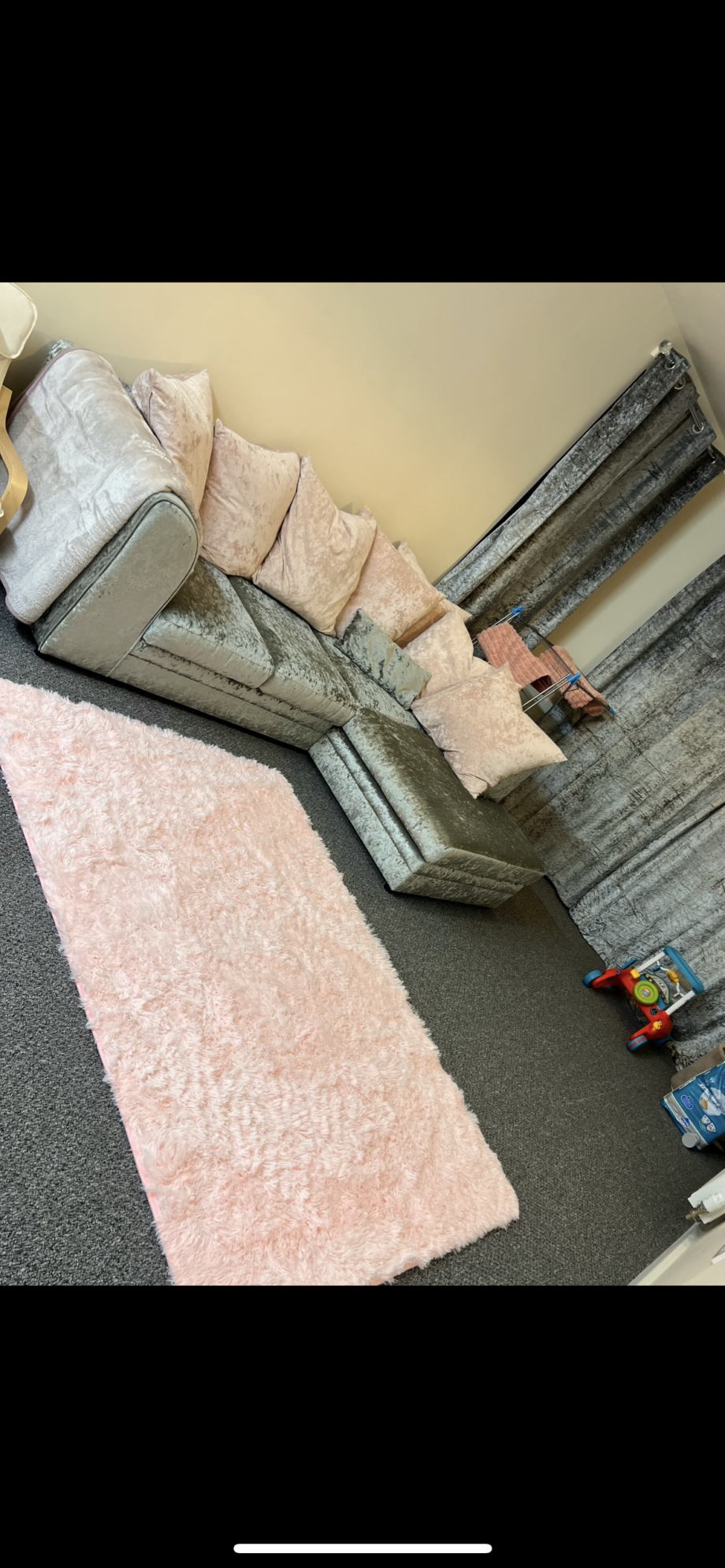 Pink/silver corner sofa