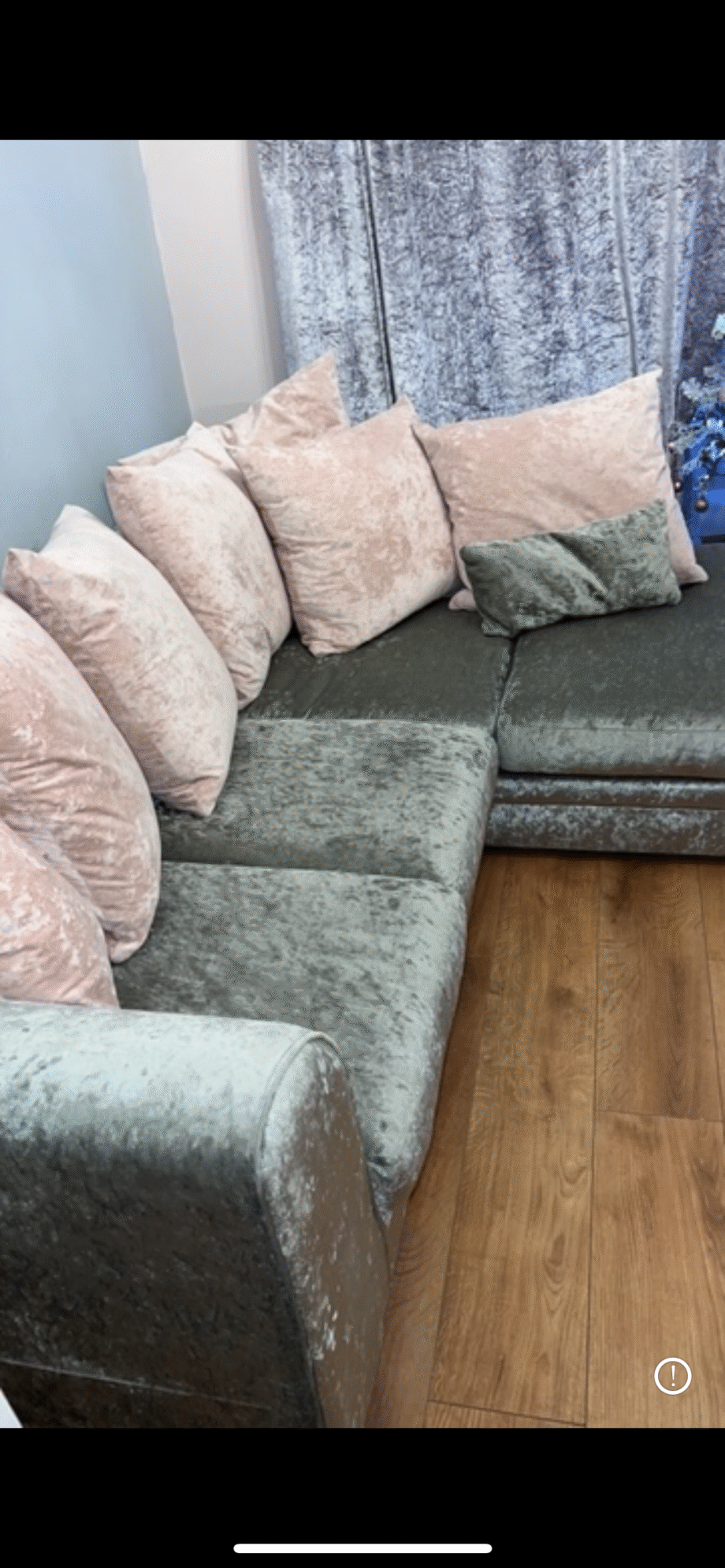 Pink/silver corner sofa