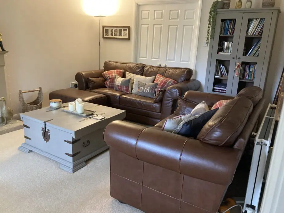 Brown leather sofa set