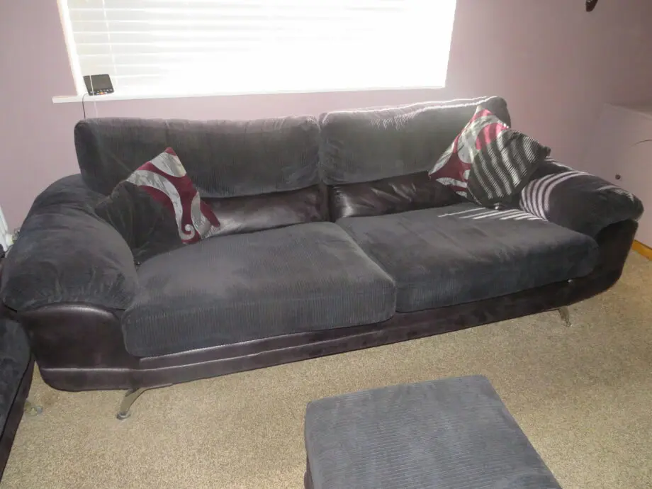 CSL Stellor 3 Str Ripple Black/Aubergine 3 STR, 2 STR and F/Stool Sofa Set