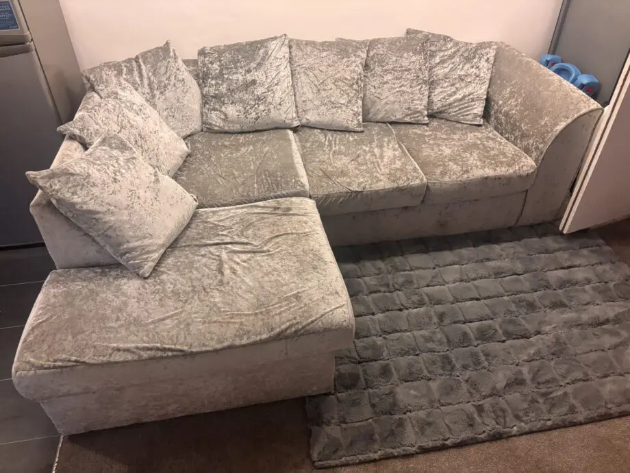 Crushed velvet corner sofa