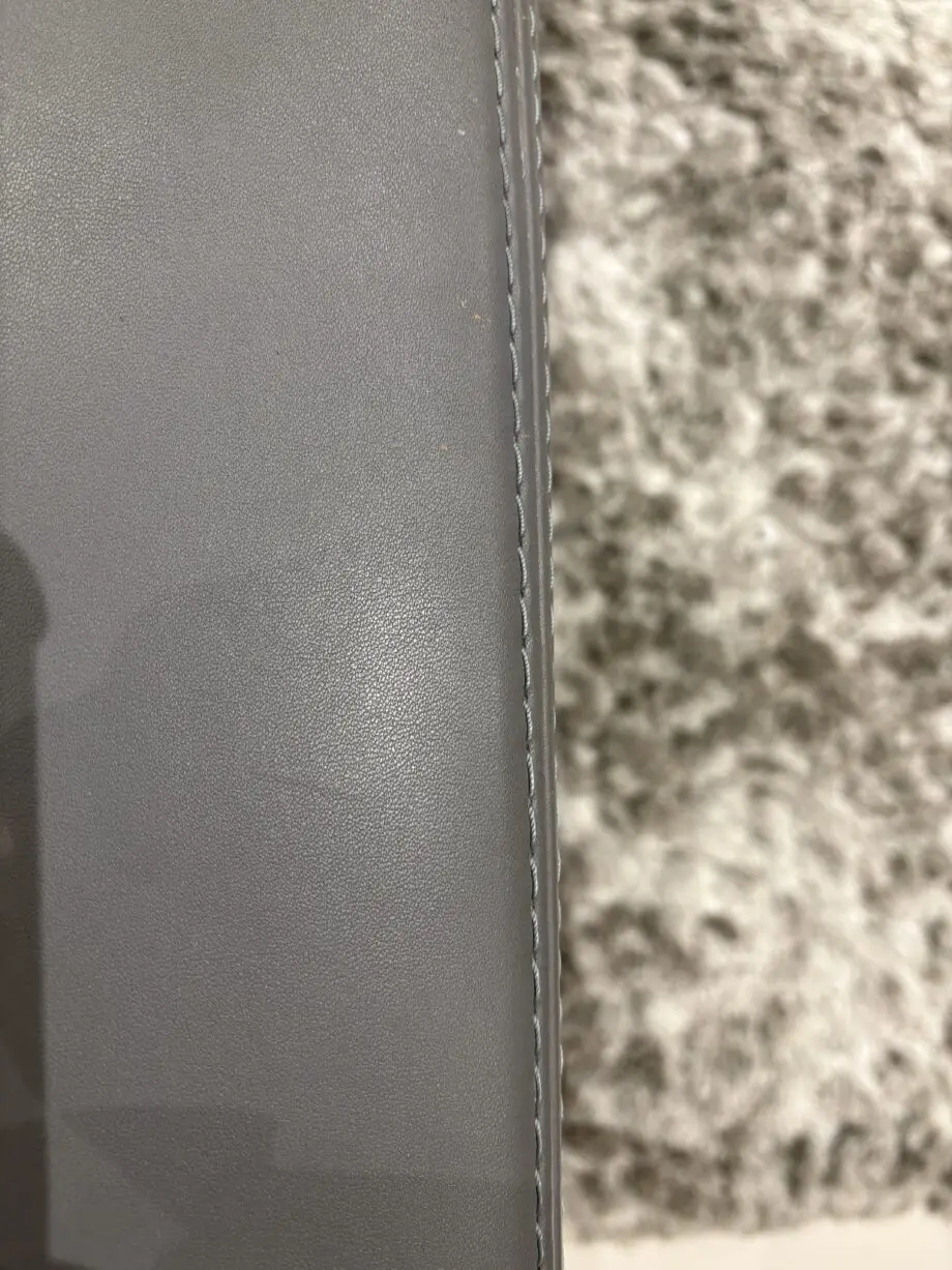 Beautiful Italian Grey L Shaped Leather Sofa by Cierre