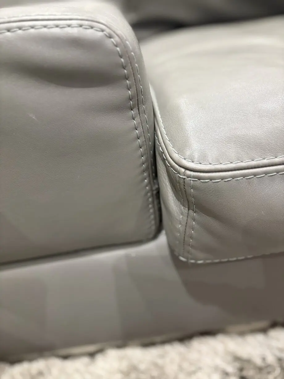 Beautiful Italian Grey L Shaped Leather Sofa by Cierre