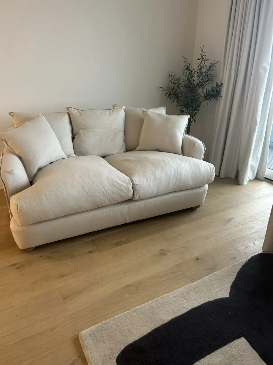 Small Smooch Loaf Sofa - next to new