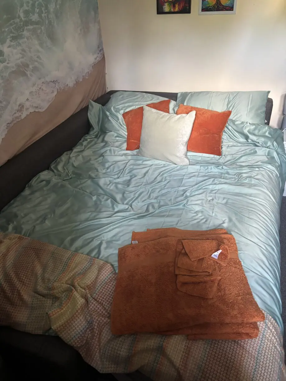 Interchangeable Corner Sofa Bed & Topper