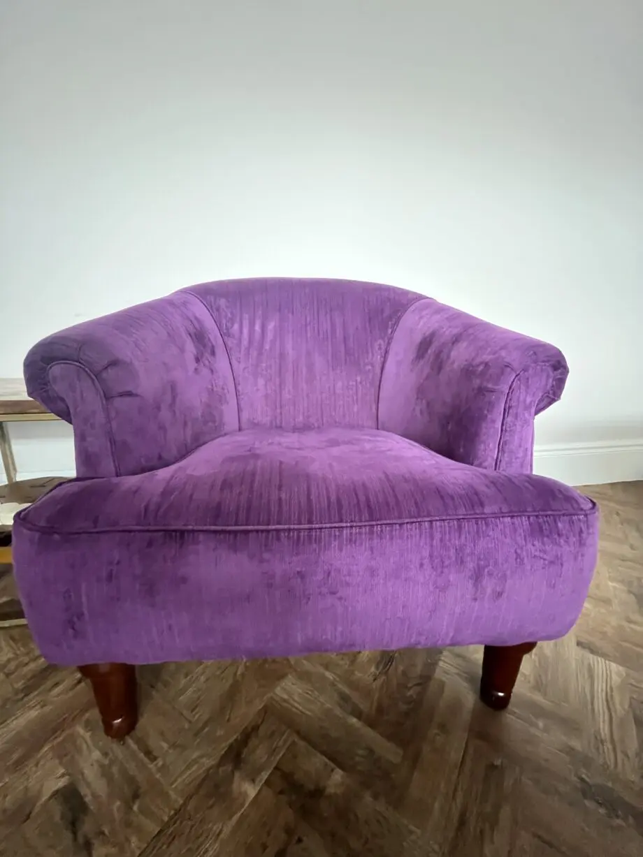 Debenhams set -purple - chesterfield set