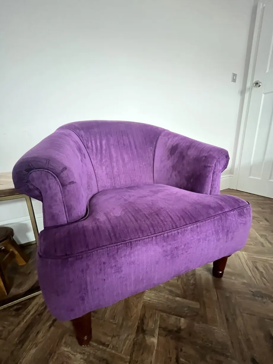Debenhams set -purple - chesterfield set