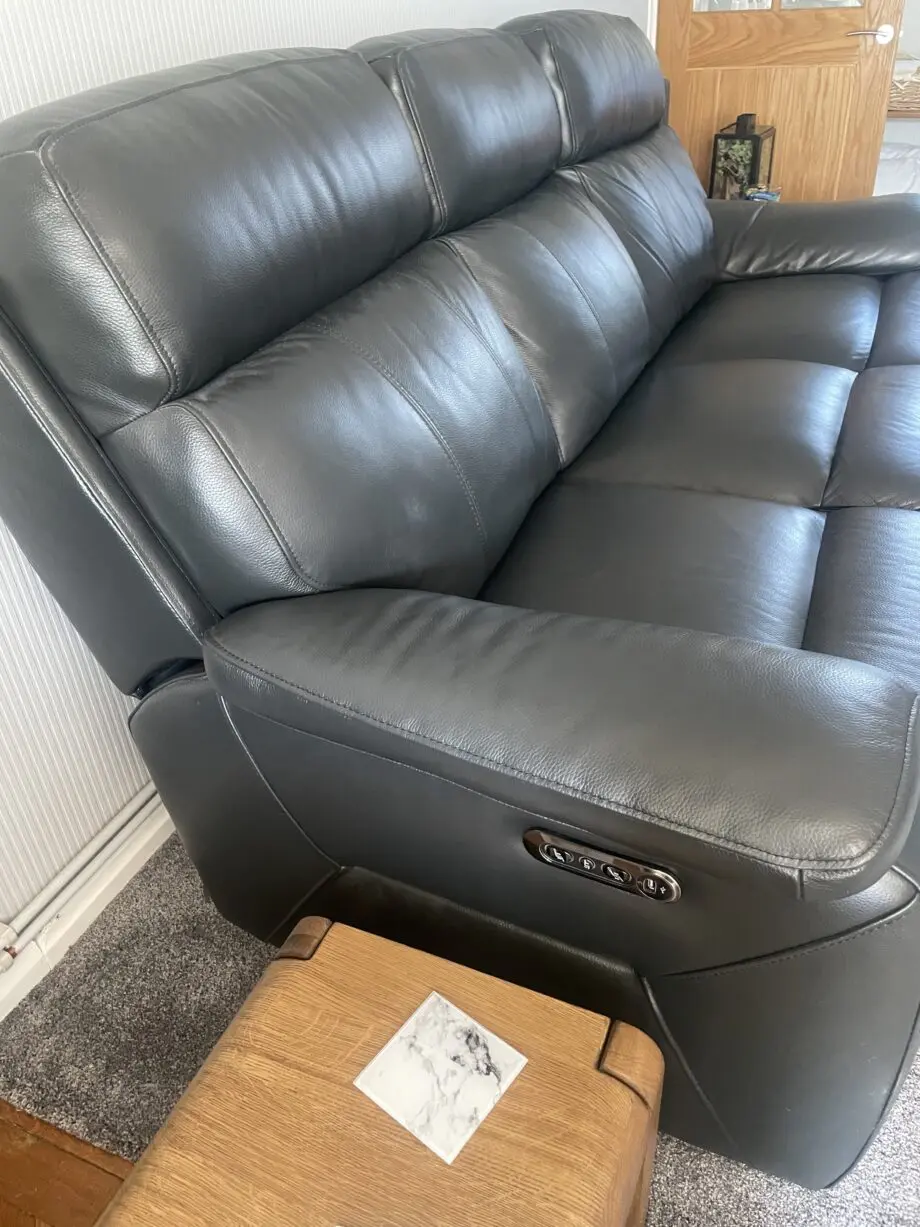 DFS 3 seater electric reclining leather sofa