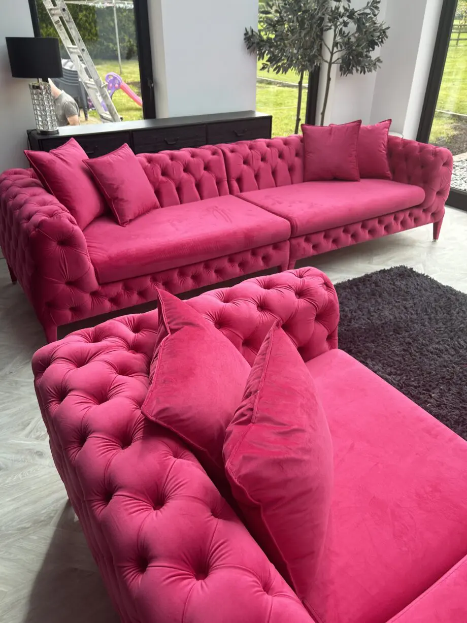 A beautiful pink velvet Chesterfield 2 seater sofa