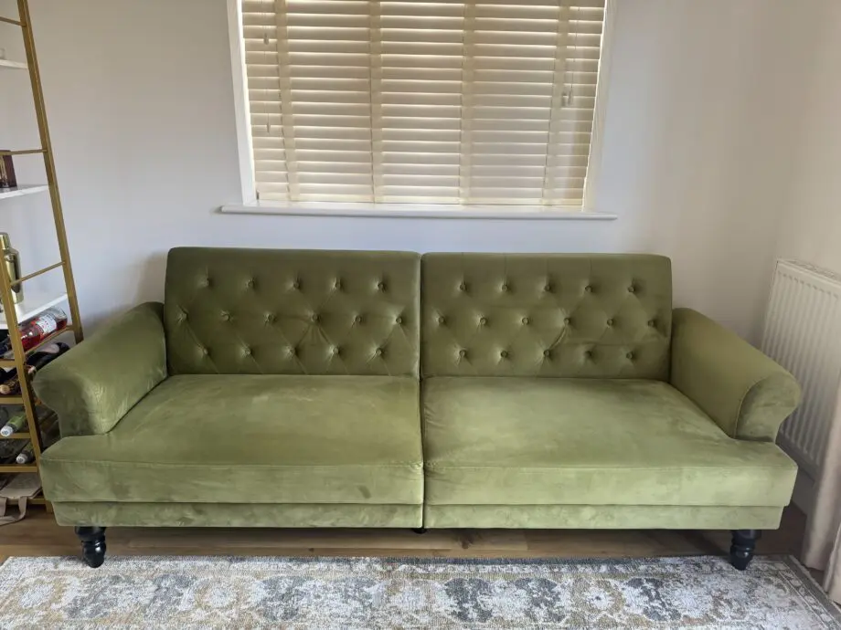 Daals Hanney 3-Seater Chesterfield, 3-Seats/1.5 Bed - Moss Green Velvet