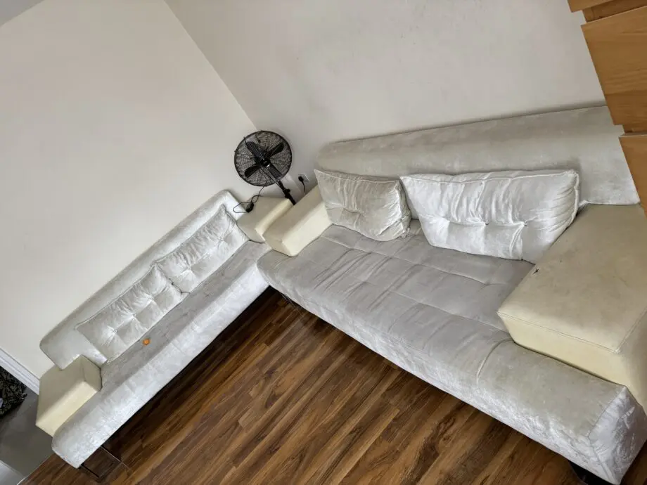 Cream 6 seater sofa 3+2+1