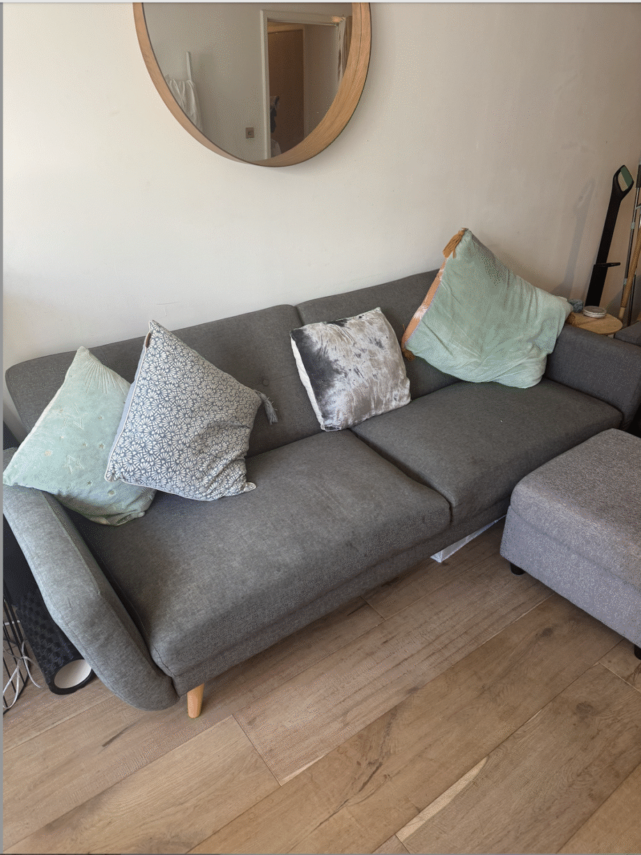 Set of two sofas (one turns into sofa bed)