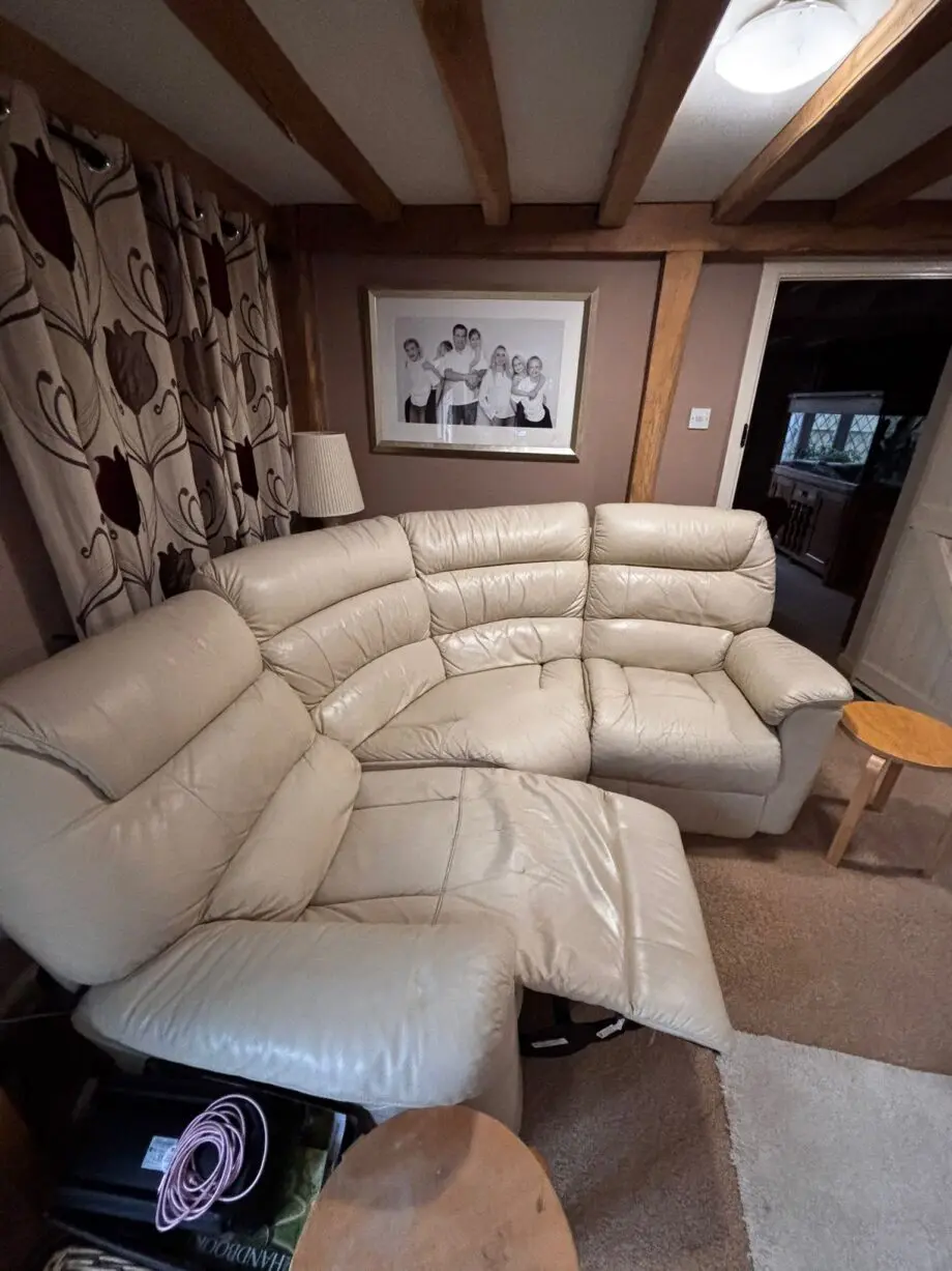 LAY-Z-BOY MODULAR LEATHER SOFA SET