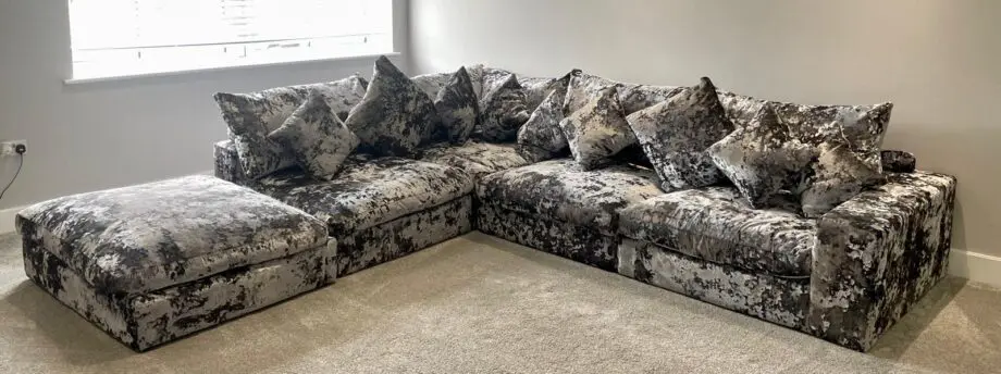 Stunning barely used crushed velvet modern L shape sofa from DANSK