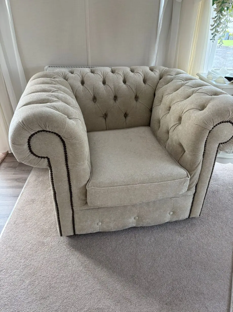 Chesterfield sofa set