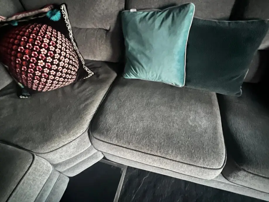 Lovely Grey Fleck Corner Sofa