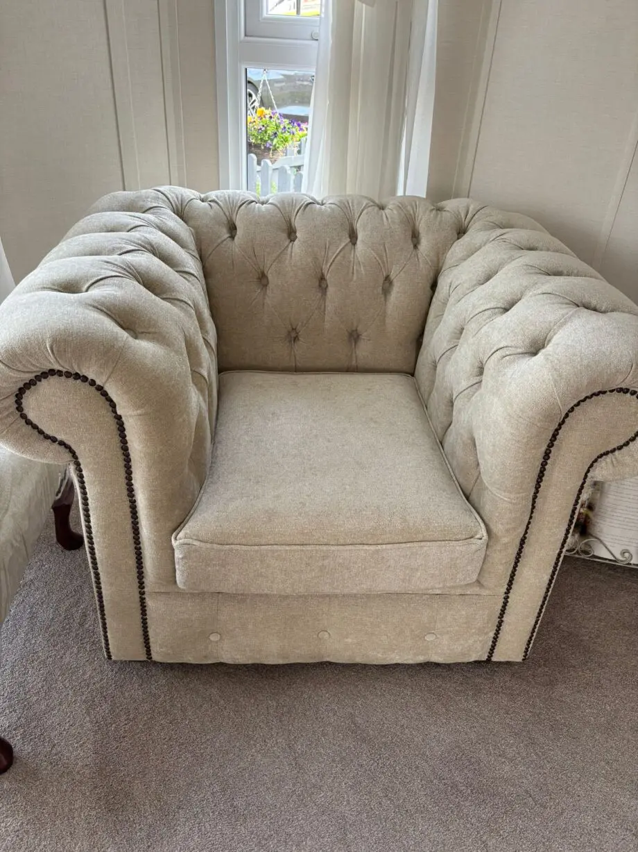 Chesterfield sofa set
