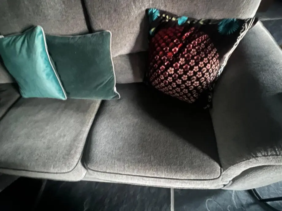 Lovely Grey Fleck Corner Sofa