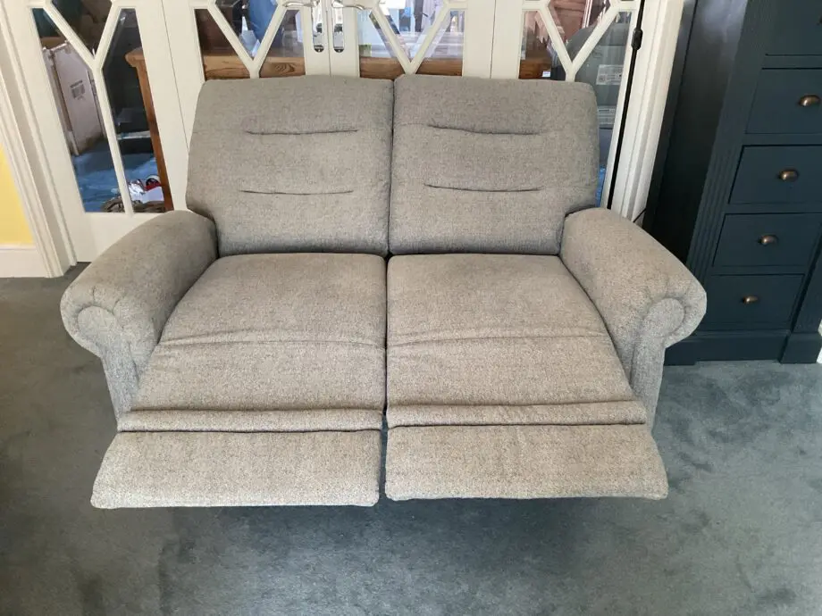 2 Oak Furniture Land Recliner Sofas