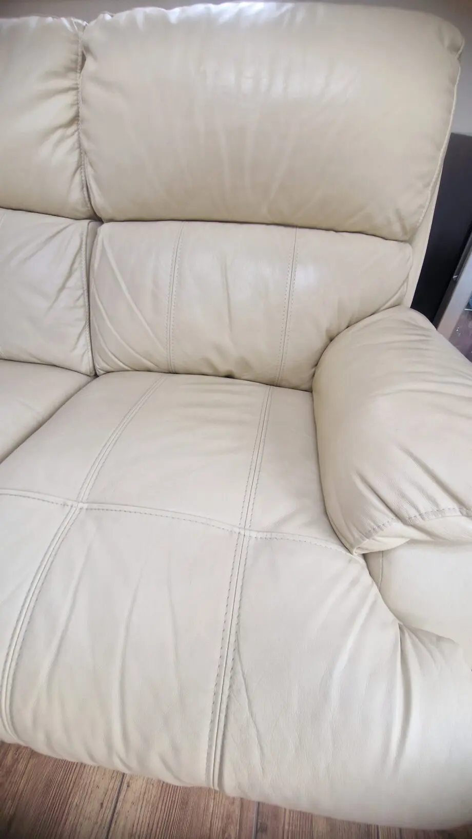 Leather 3 seater electric recliner sofa